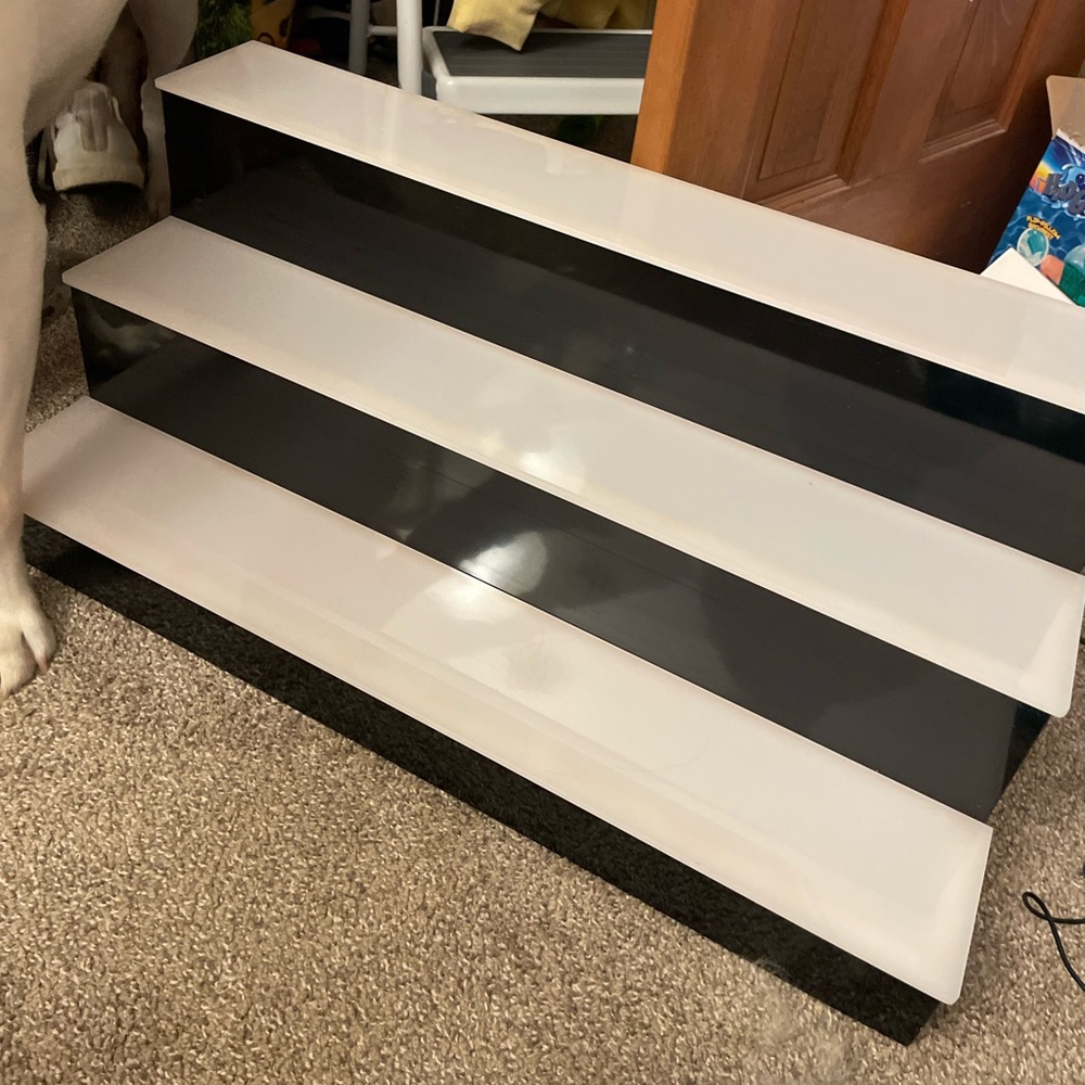 3-Tier Custom Color Bar Display